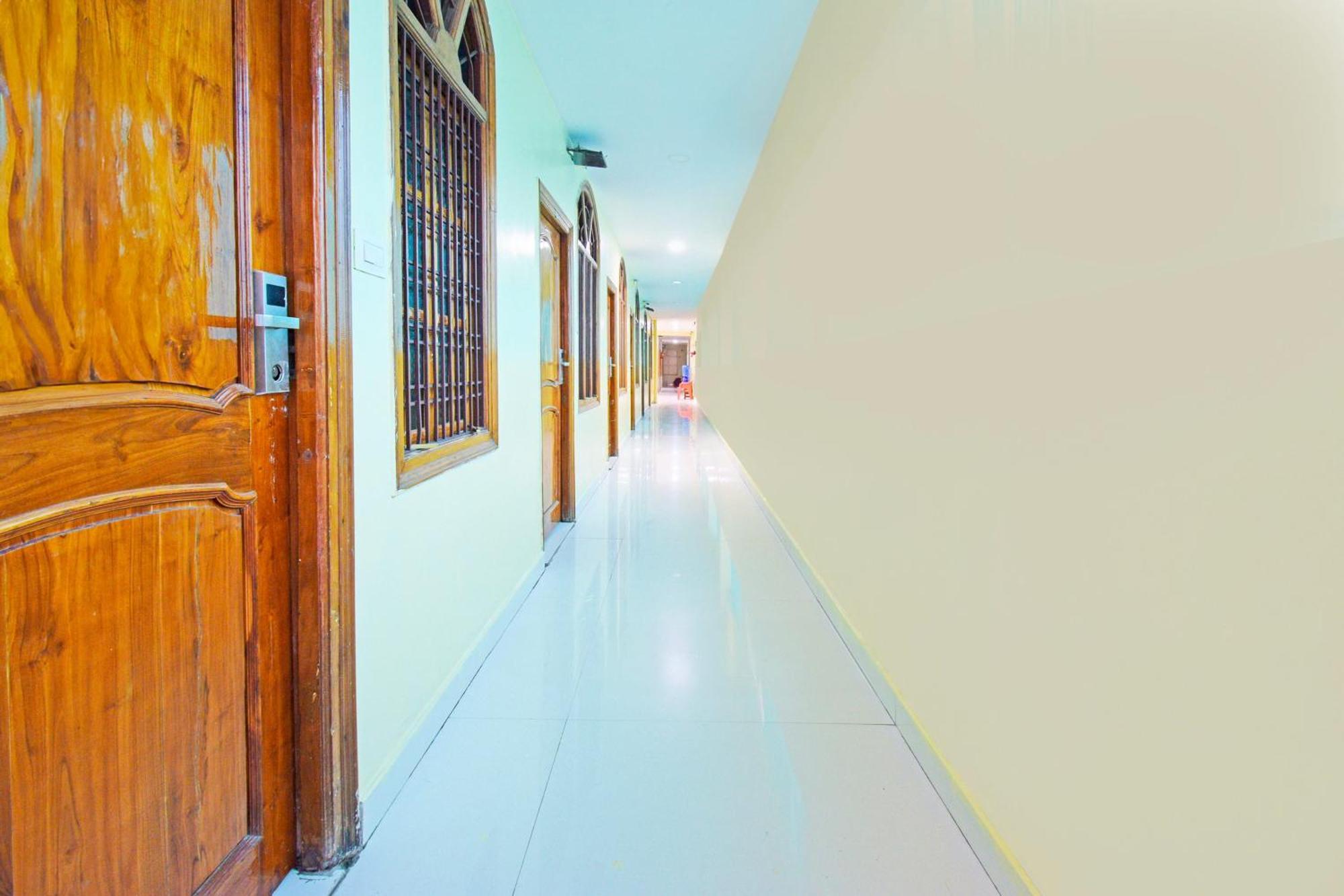 Mancherāl Super Townhouse Mancherial מראה חיצוני תמונה