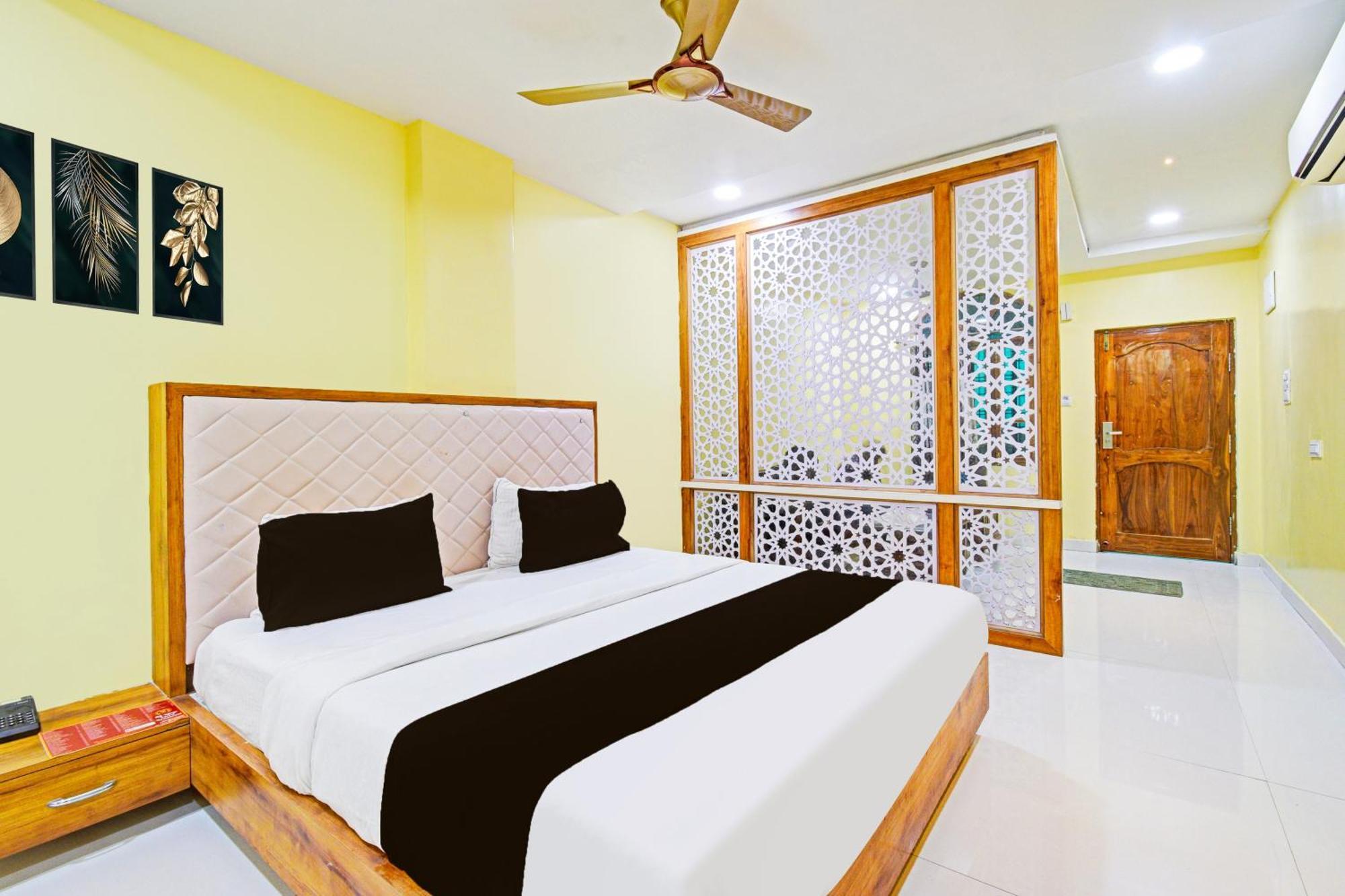 Mancherāl Super Townhouse Mancherial מראה חיצוני תמונה