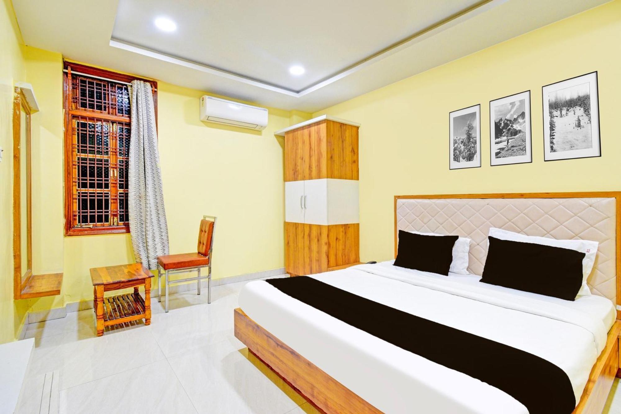 Mancherāl Super Townhouse Mancherial מראה חיצוני תמונה